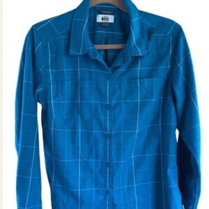 REI Blue Checkered Button-Up Shirt
